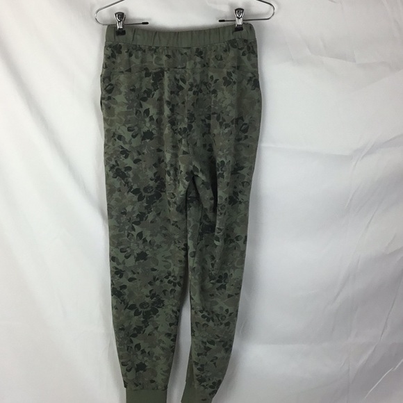 Anthropologie Saturday Sunday Green Floral Joggers - Picture 8 of 12